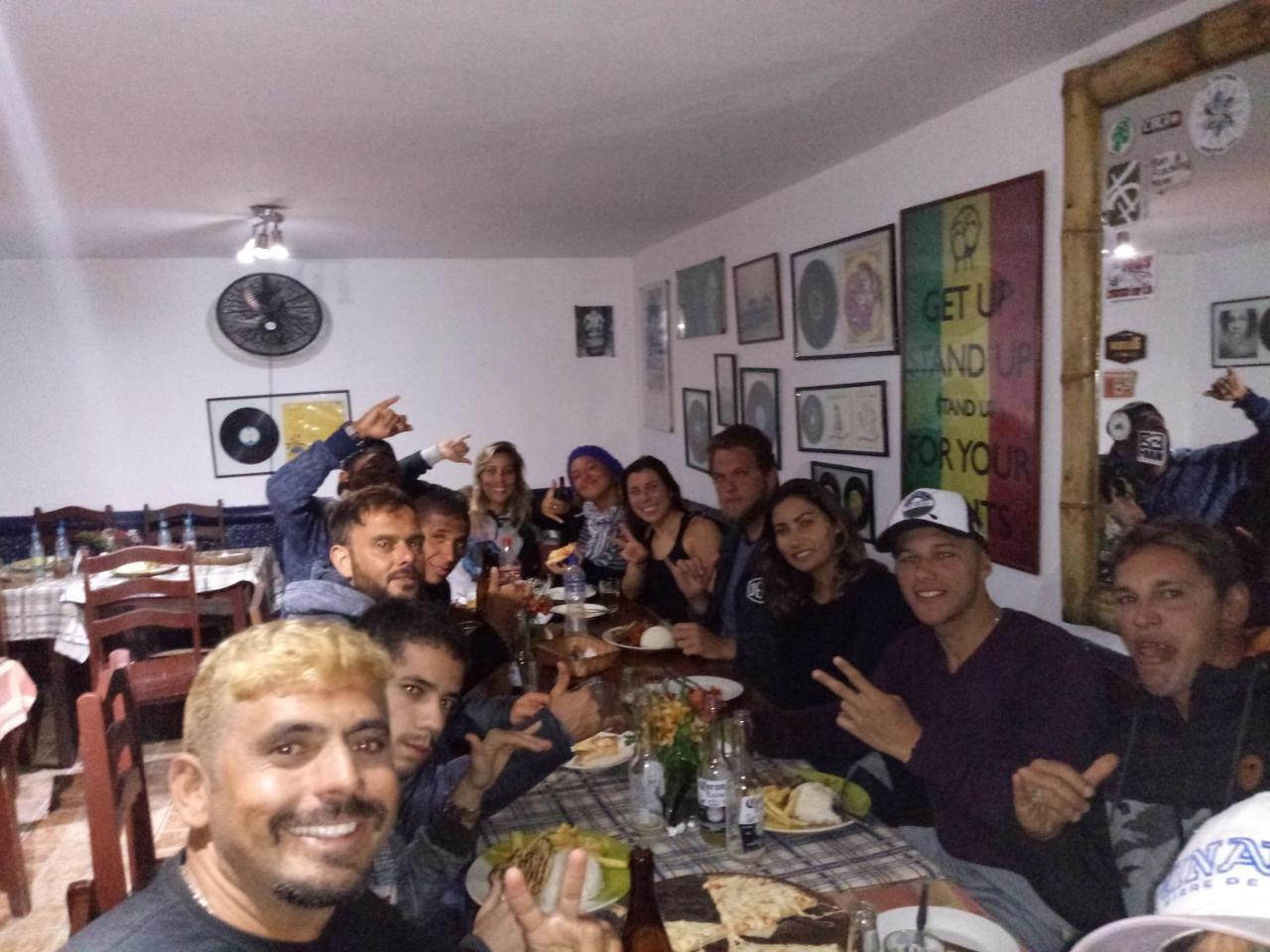 הואנצ'אקו My Friend Surf Hostal מראה חיצוני תמונה